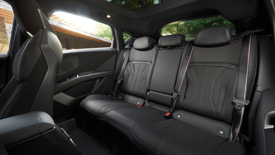 BMW iX4 2027