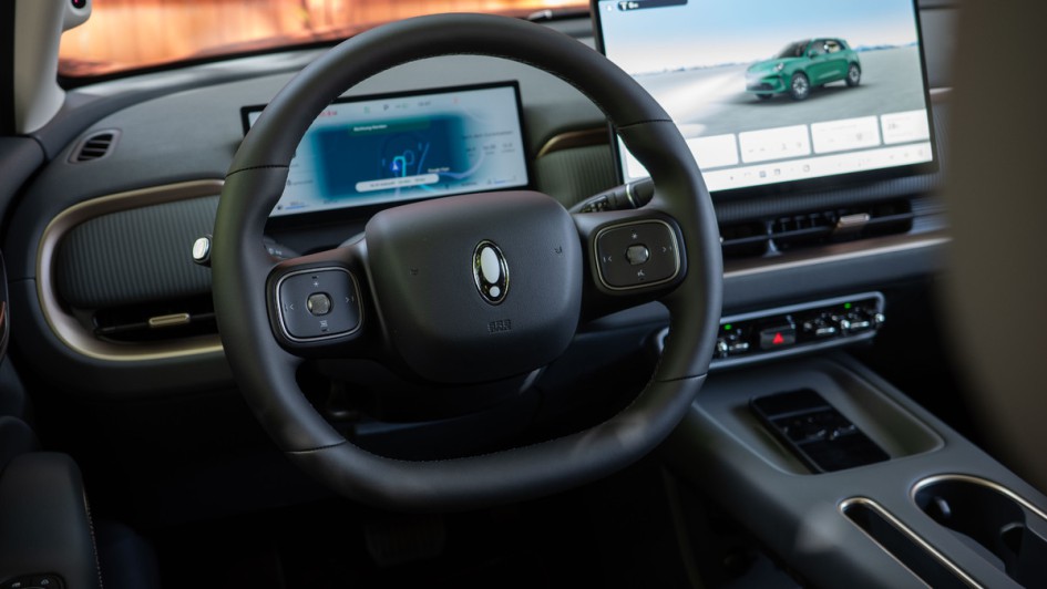 Cockpit des Ora 5 von der Fahrerseite aufgenommen