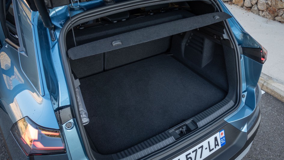 Renault Symbioz Kofferraum in Normalstellung mit fast 500 Litern Volumen