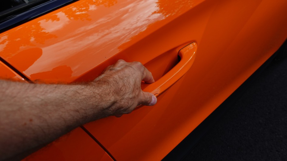 MG4 Extended Range orange lackiert Türgriff