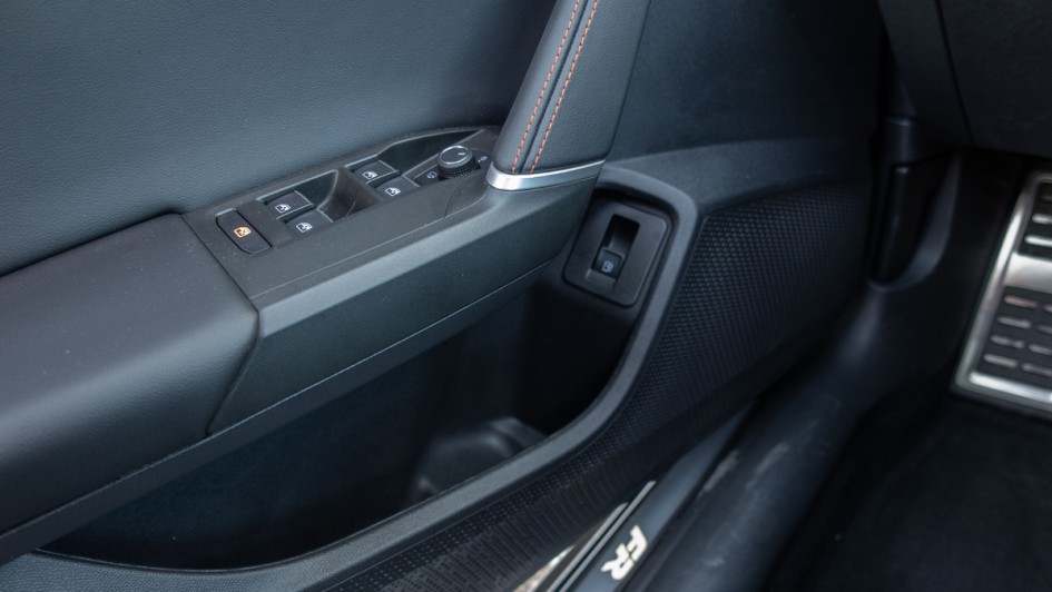 Türverkleidung im Seat leon 2025