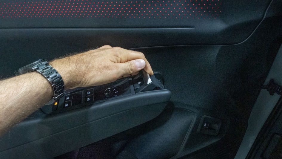 Neuartiger Türöffner innen im VW T-Roc 2. Generation