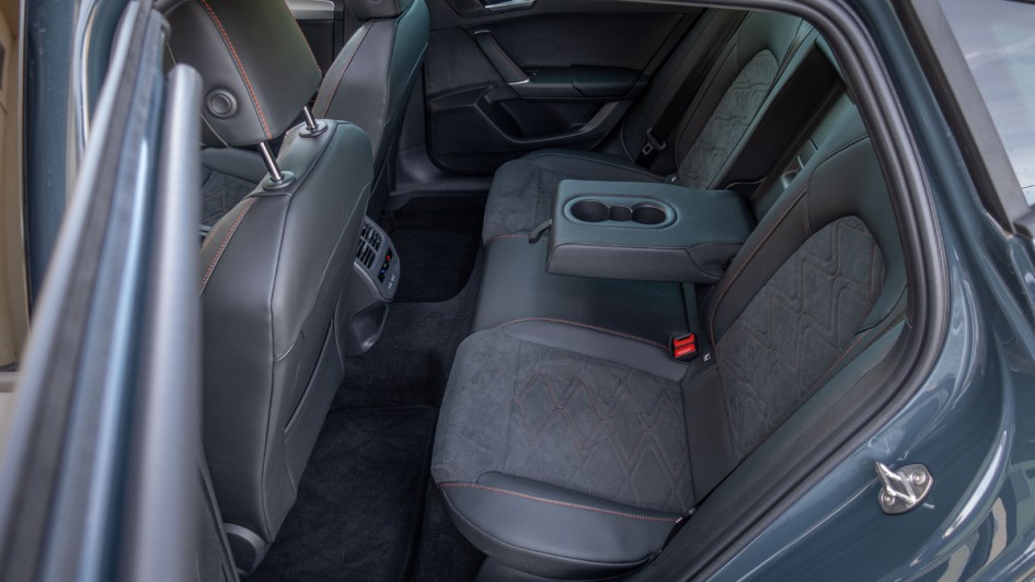 Rücksitzbank im Seat Leon Plug-in-Hybrid