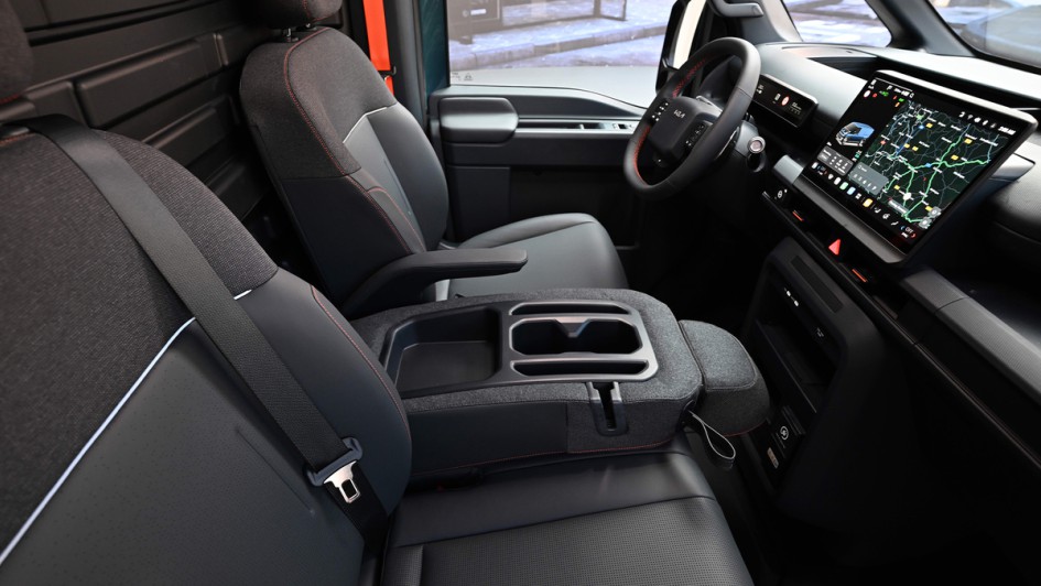 Kia PV7