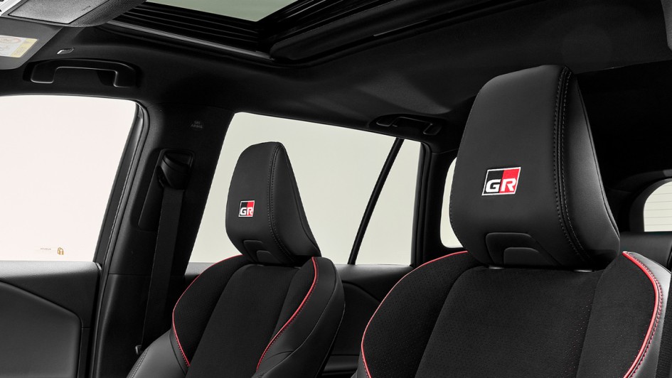 01_Toyota_RAV4_2025_HD