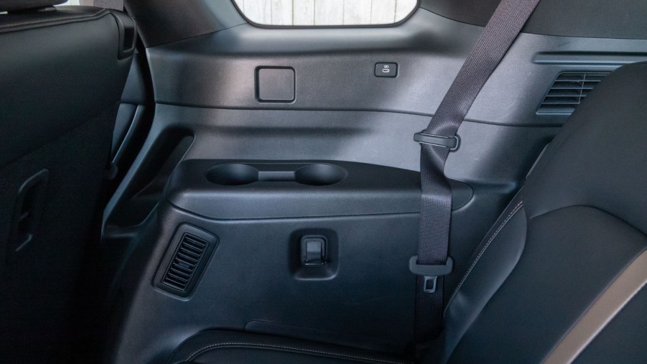 Seitenverkleidung in der dritten Reihe des Mazda CX-80