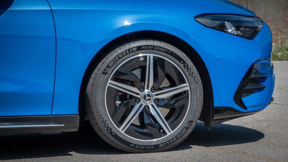 18-Zoll-Felgen am Mercedes CLA 350