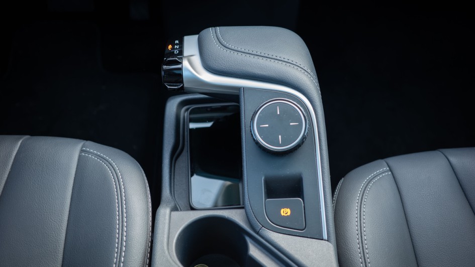 Handauflage für die rechte Fahrerhand im Togg T10X