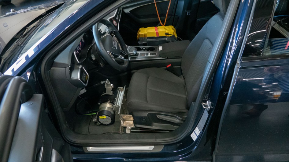 Von Conti entwickelte Testapparatur fürs automatisierte Bremsen