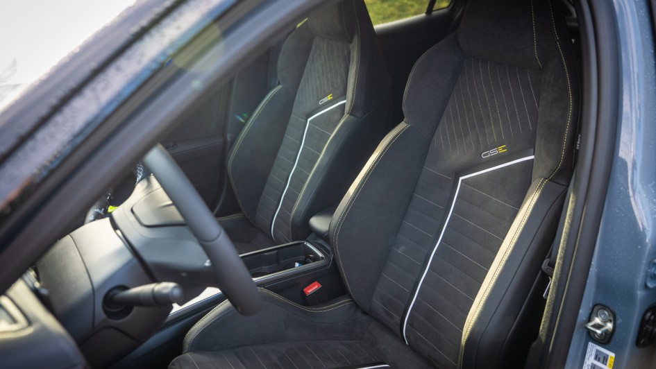 Sportsitz im Opel Mokka GSE im Detail abgebildet