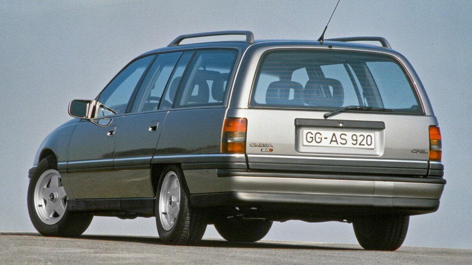 Deutschlands schnellster Sechszylinder-Laster – der Omega Caravan 3.0i 24V.