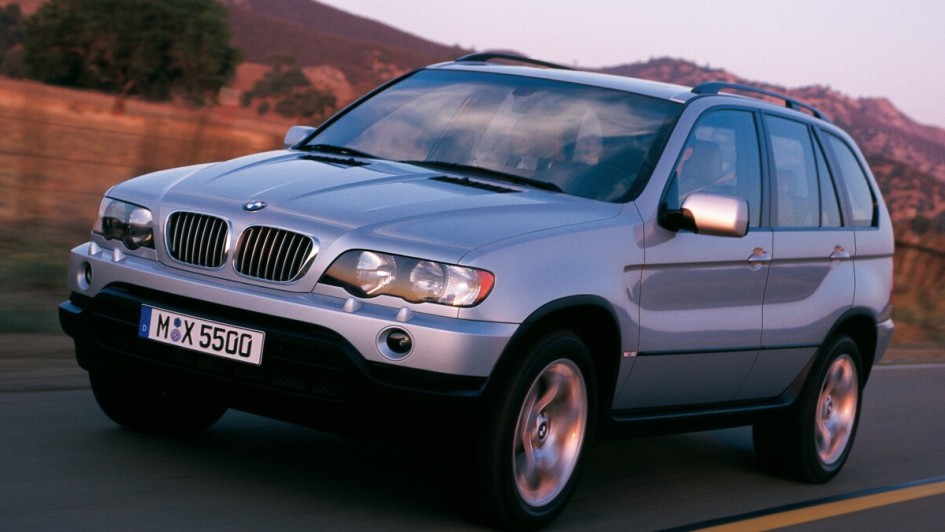 Bei den Premium-SUV zieht BMW ab 1999 mit dem X5 (E53) nach