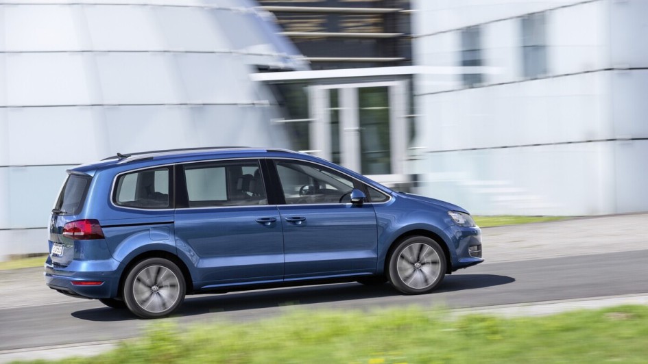 Der Sharan hatte trotz hoher Preise viele Fans unter den Familien, war VW aber irgendwann nicht mehr cool genug