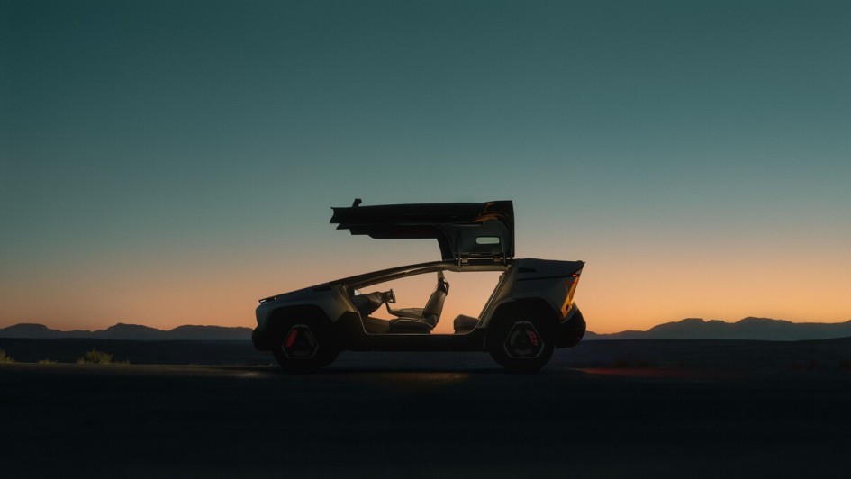 CEER_EXOBOT_SUV_Doors_Open