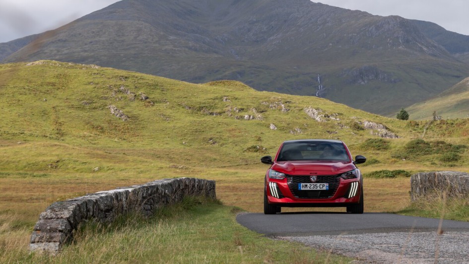Peugeot e-208 GTi