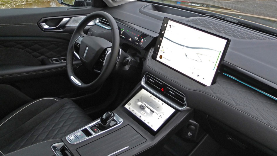 Cockpit komplett im Wey 03