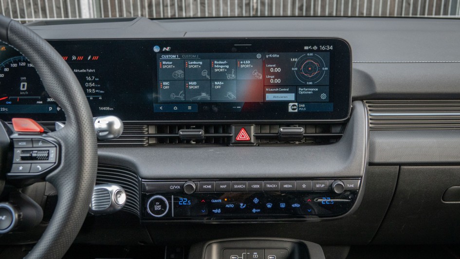 Weitere Einstellmöglichkeiten im Infoainmentsystem zum Individualisieren des Hyundai Ioniq 5 N auf die eigenen Bedürfnisse.