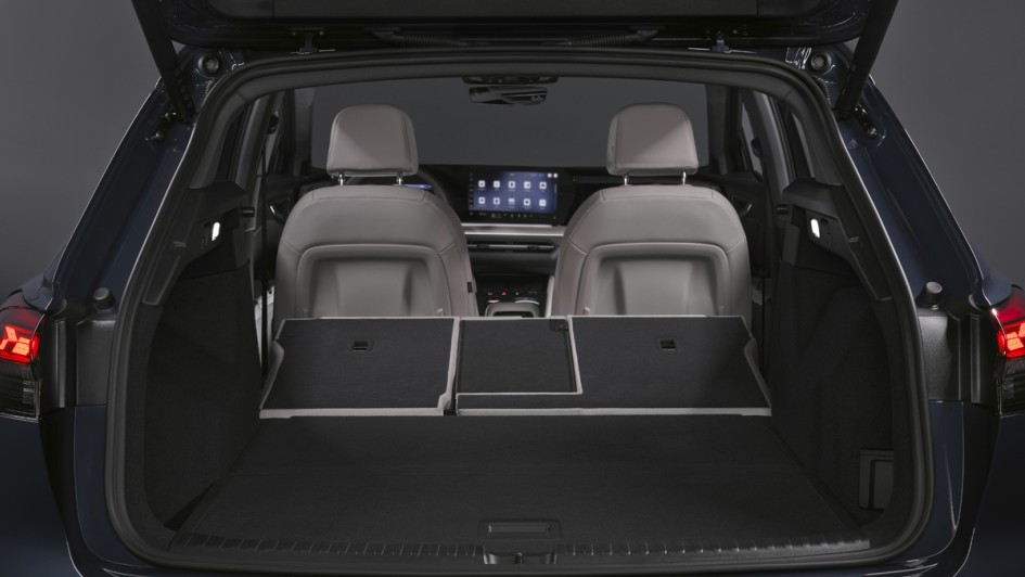 Audi Q4 e-tron SUV BEV