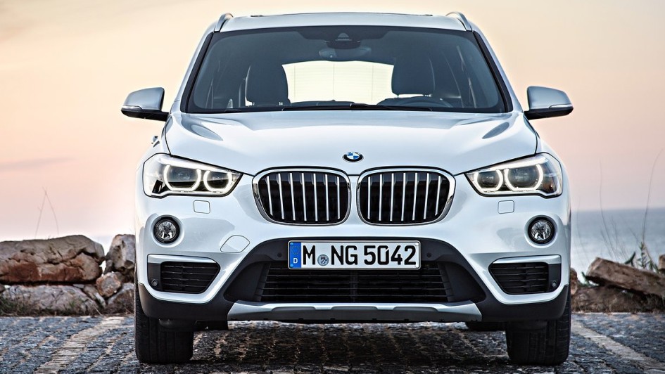 BMW-X1-2016-11