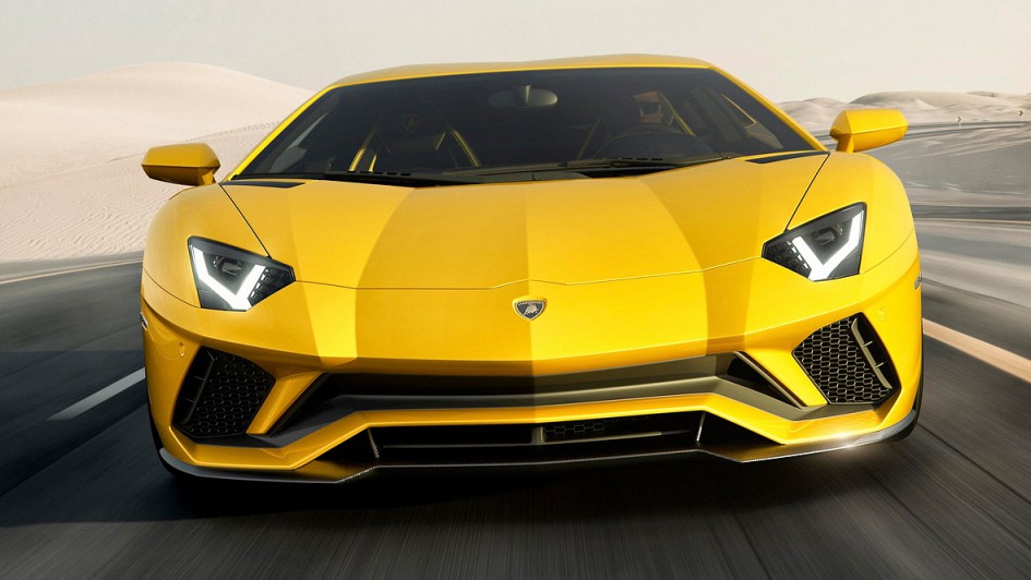 Lamborghini-Aventador-S-4