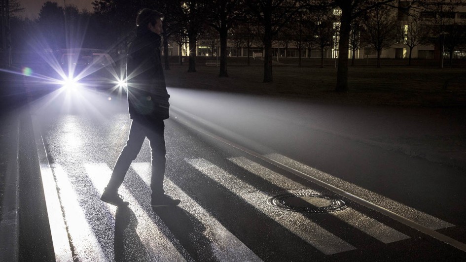 Mercedes-Benz "Digital Light"