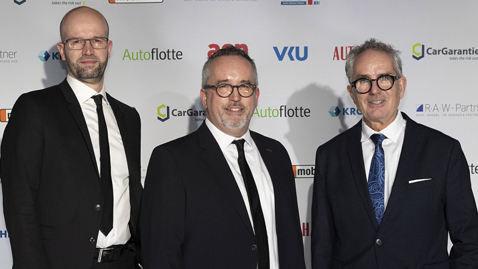 NJE_Huebner_Soecker_Weller