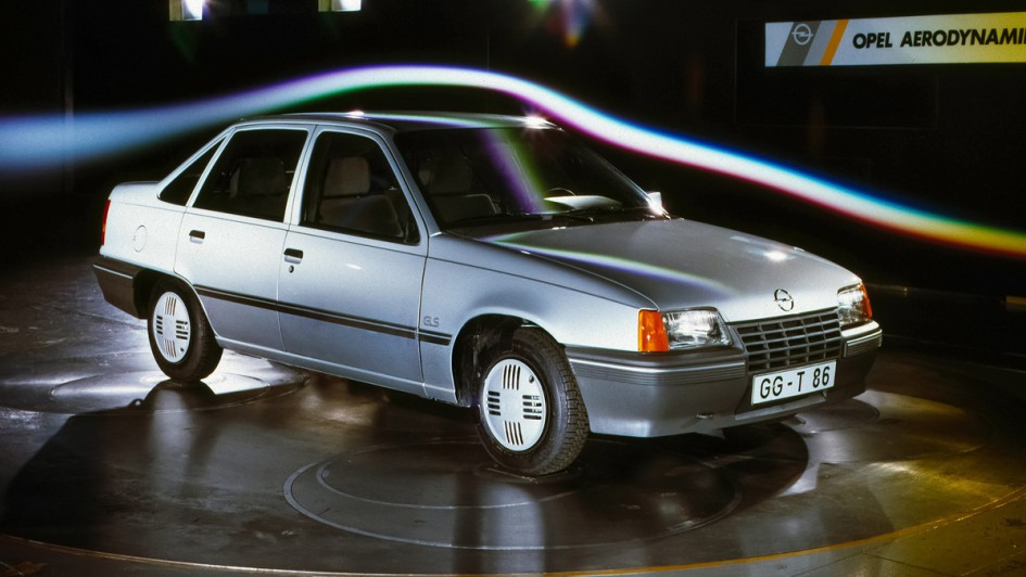 90 Jahre Opel-Kompaktklasse Kadett und Astra