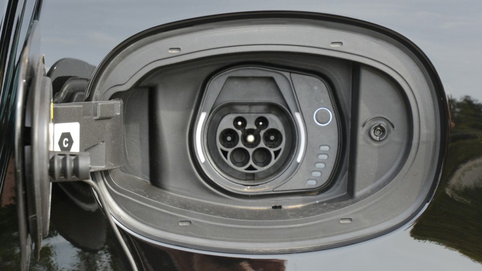 Alfa Romeo Tonale PHEV Test (2023)