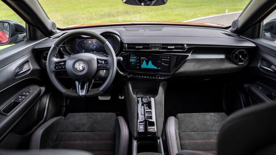 Alfa Romeo Junior Ibrida