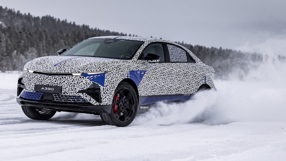 Alpine A390 Erlkönig