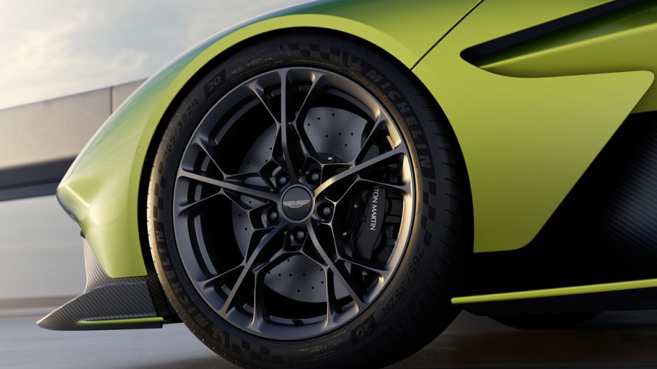 Aston Martin Valhalla