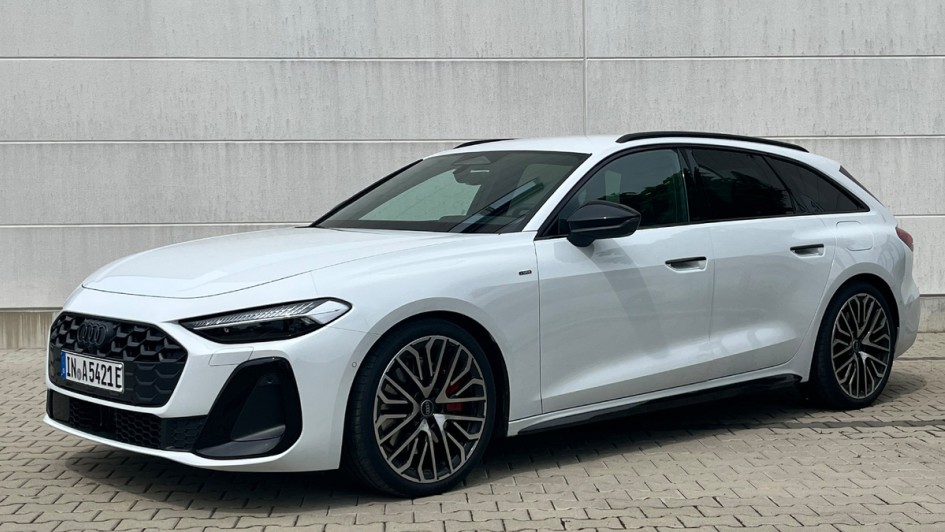 Audi A5 Avant e-hybrid quattro