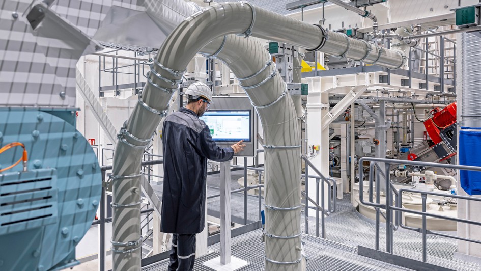 Mercedes-Batterie-Recyclingfabrik Kuppenheim