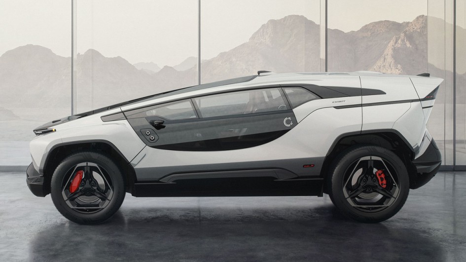CEER_EXOBOT_SUV_Exterior_Side_View