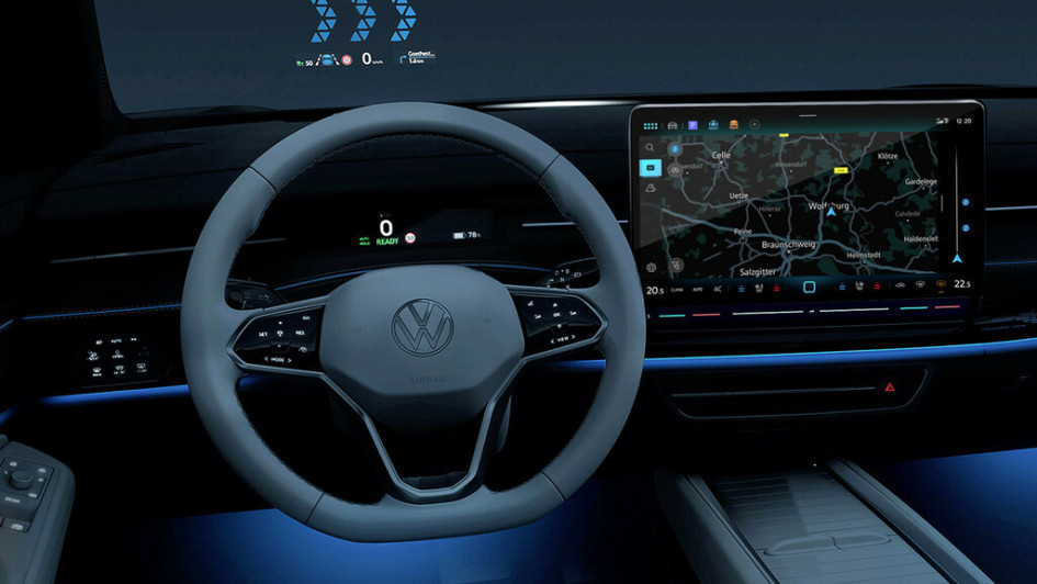 VW ID.7 Innenraumfoto vom gesamten Cockpit im dunklen mit beleuchteten Instrumenten