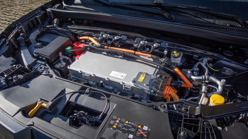 Mitsubishi Eclipse Cross Test (2025)