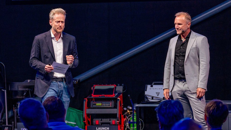 Zusammen mit Prokurist Philipp Sternberg gab Faust einen spannenden Ausblick auf die (internationale) Zukunft.