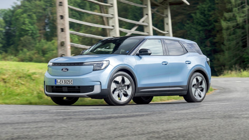 Ford Explorer RWD Extended Range