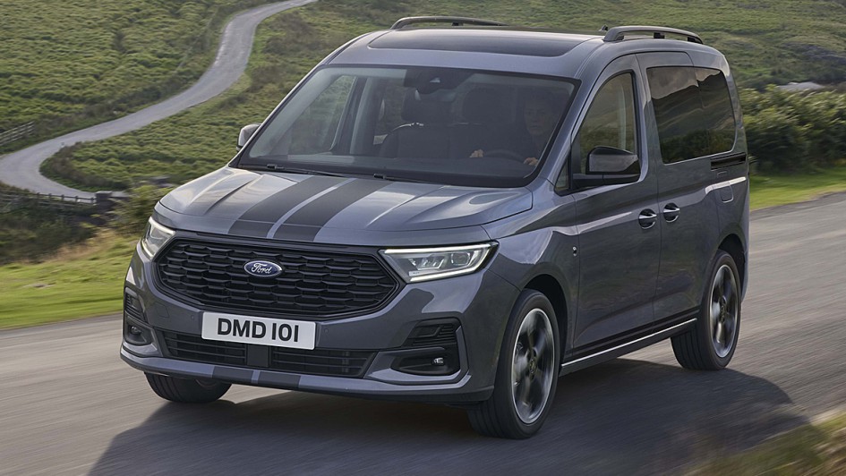 Ford-Tourneo-Connect-2022-01