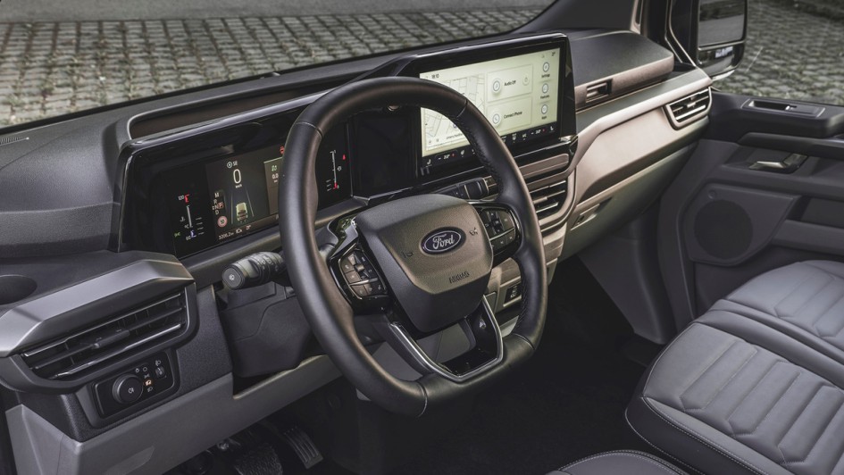 Ford Tourneo Custom (2024)