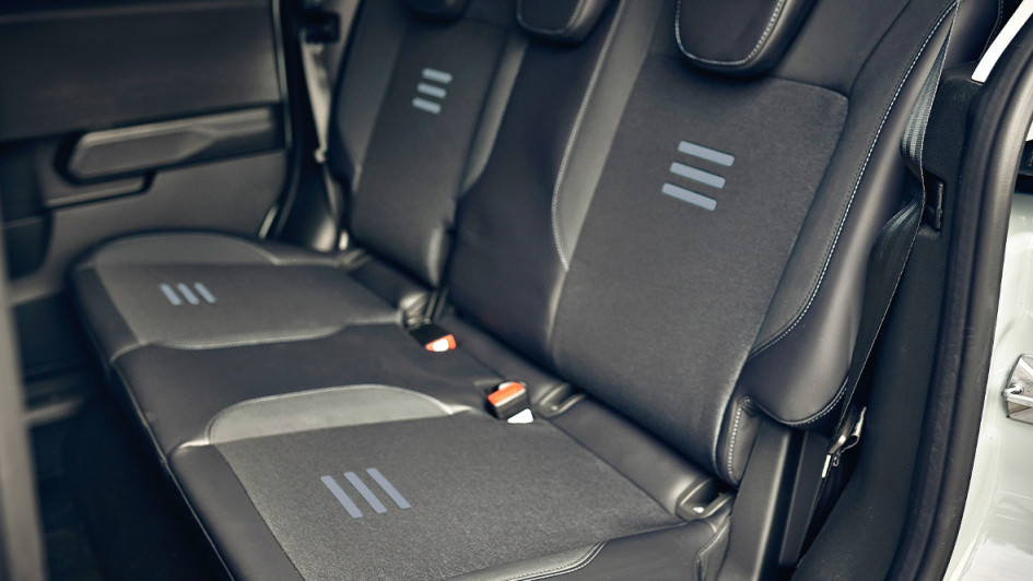 Ford E-Tourneo Courier