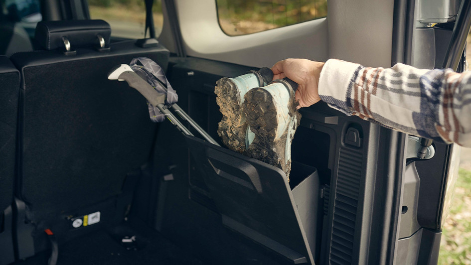 Ford E-Tourneo Courier