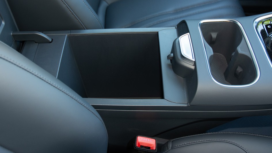 Geely Starray EM-i Test (2026), , Mittelkonsole, Cupholder