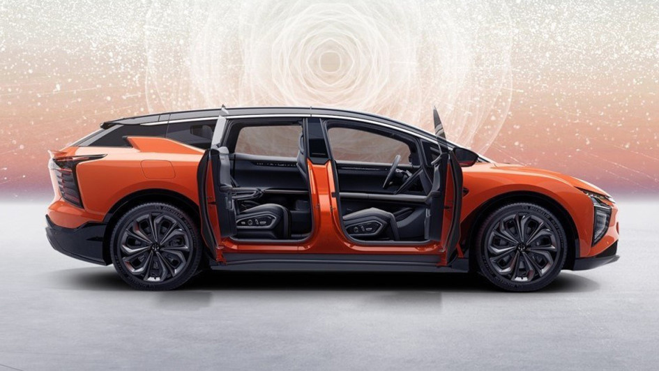 Human Horizons HiPhi X