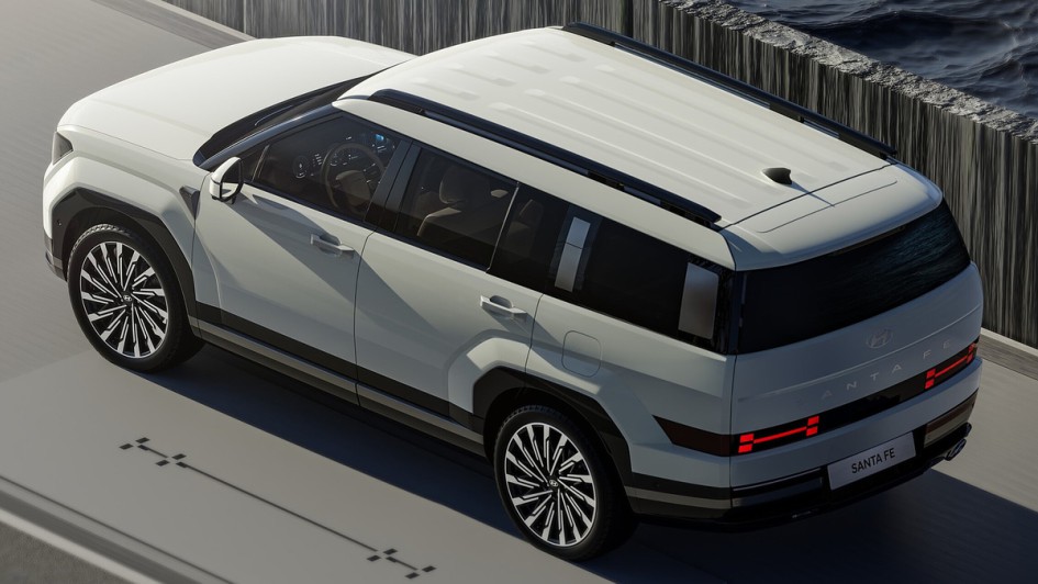 Hyundai Santa Fe (2024)