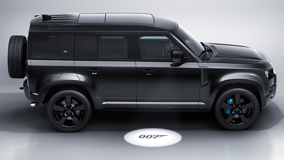 Land Rover Defender 007