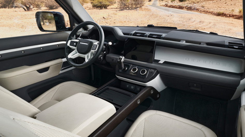 Land Rover Defender 130