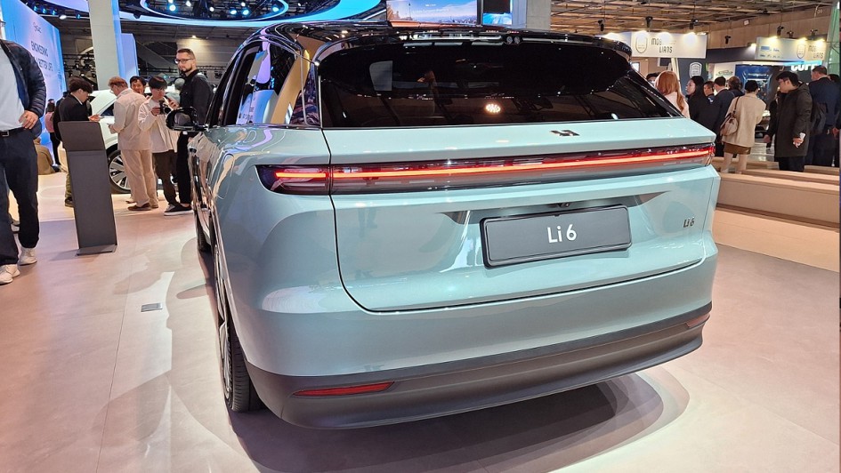 Li 6