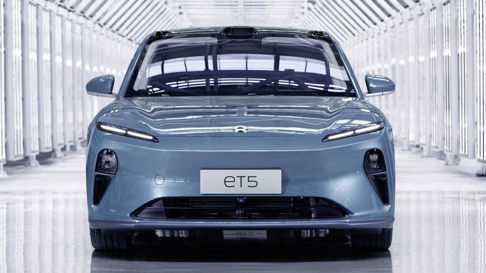 .Nio ET5