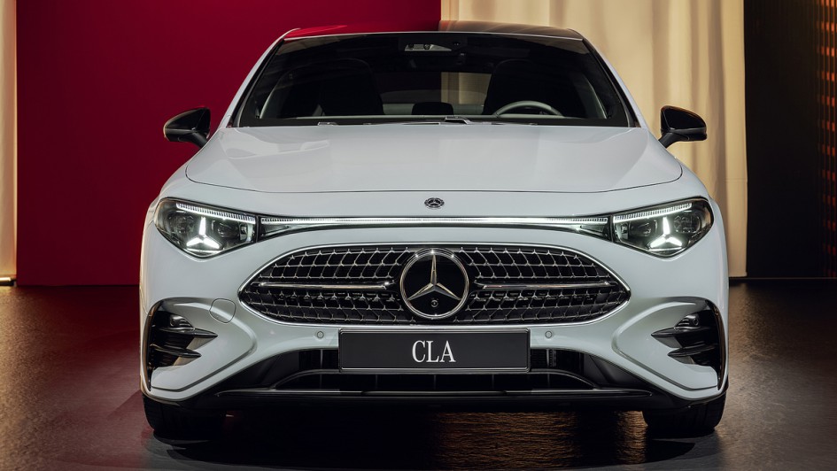 Mercedes-Benz CLA mit Hybridmotor